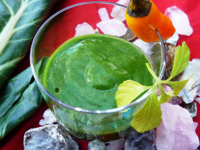 Ayurvedischer Smoothie mit heißen Gewürzen In einem Glas zubereiteter Ayurvedischer Smoothie mit heißen Gewürzen, ein Rezept von Immanuel Albertinen Kocht